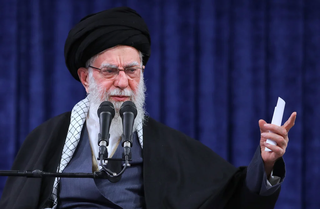 Iranski državni mediji potvrdili: Ubijen vrhovni vođa Irana Ali Hamenei