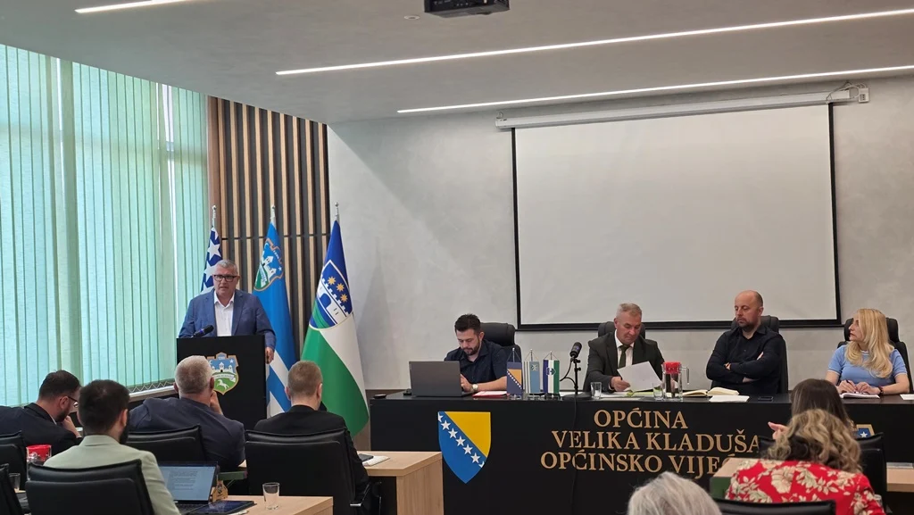Održana tematska sjednica Općinskog vijeća o problemu napuštenih pasa u Velikoj Kladuši
