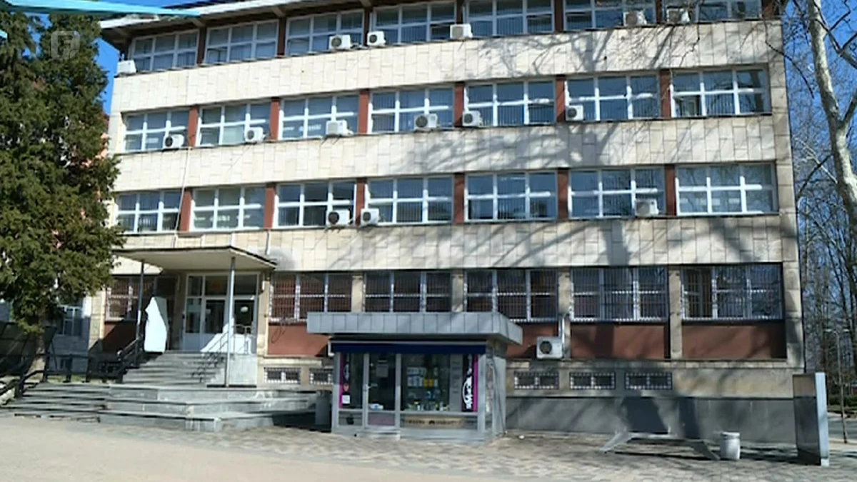 Pretresi u Bihaću i Velikoj Kladuši zbog sumnje na trgovinu uticajem