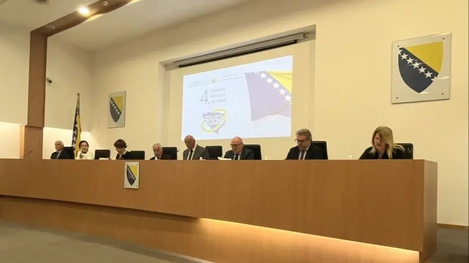 Zabranjeno političko oglašavanje i preuranjena politička kampanja