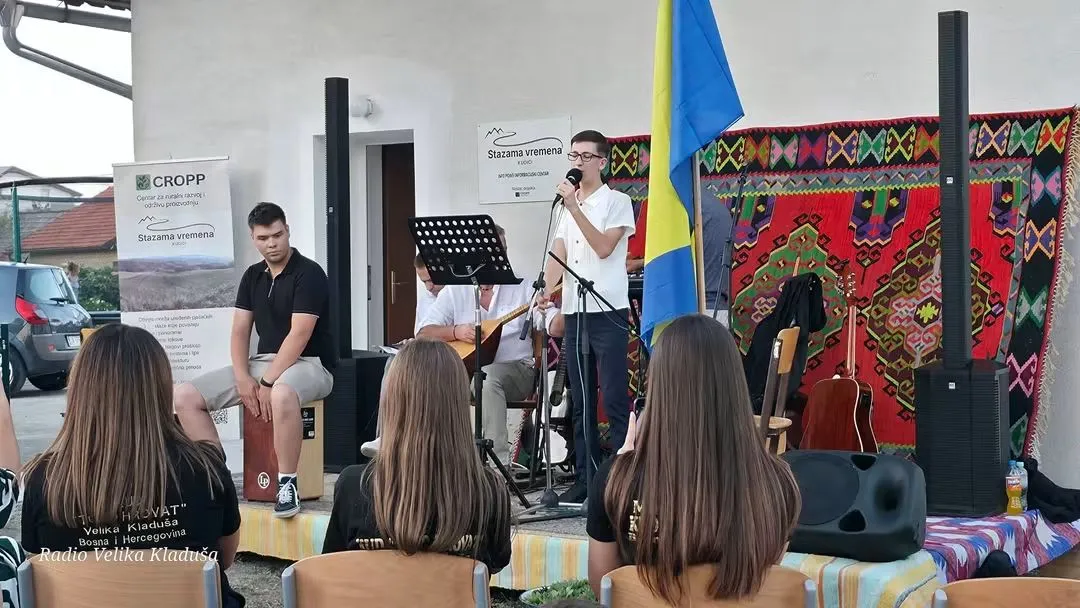 Kudići uz zvuke sevdaha  dali značajan doprinos „Kladuškom ljetu“